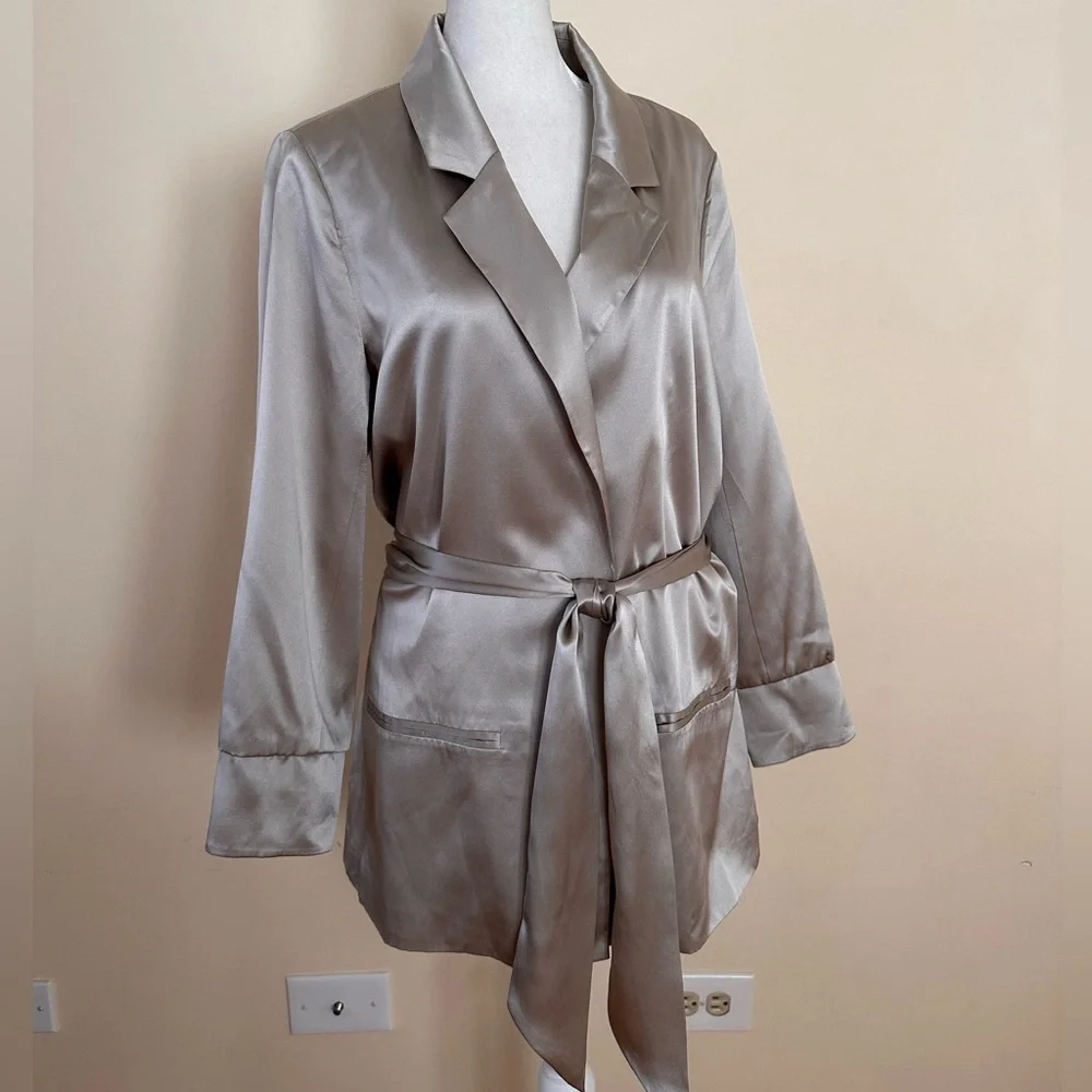 L'Agence Everly Shawl Wrap Blazer - Picture 2 of 12